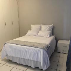 Vaal Self Catering close to Vaal Mall and Aquadome