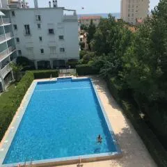 T2 au calme, plage à 100 m, parking privé, WIFI, clim