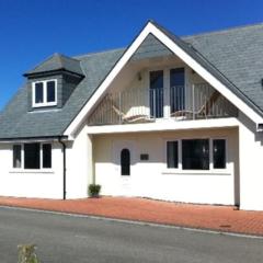 Wonderful Beach House Just 250m From The Sea