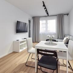 Sielawy Modern Apartment by BookingHost