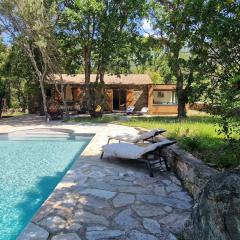 Villa Bergerie Baracco Argia, piscine, maquis et tradition corse pour 6 personnes