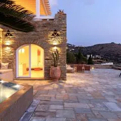 Villa Gaia, Beachfront, Plunge Pool & Sunset by Explore Andros