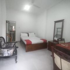 Sri hotel room's