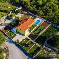 Family friendly house with a swimming pool Primorski Dolac, Zagora - 22653