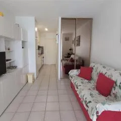 Nouveau dans résidence au calme proche du centre!