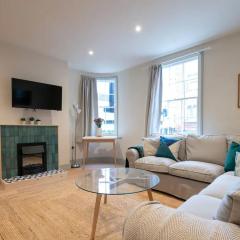 Stylish Grade II listed house - Pass the Keys