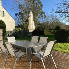 955 - Maison de campagne avec une terrasse plein Sud à quelques kilomètres de la Côte de Penthièvre