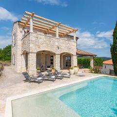 Cozy Home In Sovinjak With Outdoor Swimming Pool