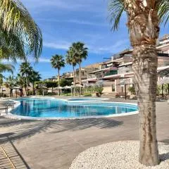 Apartamento con piscina