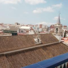 CONCEPCIÓN HOUSE HUELVA, pleno centro, GARAJE en el propio edificio