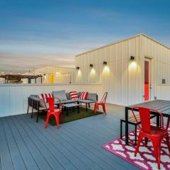 NEW Diva Retreat 13Beds Rooftop Views Free Parking