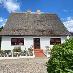 Ferienhaus MS Fischerhus mit 250 qm im Ostseebad