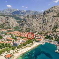 Apartments with WiFi Omis - 22642