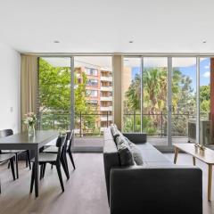 2BR Apt in Strathfield Sleeps 6