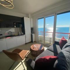Modern Beachside Apartment 2