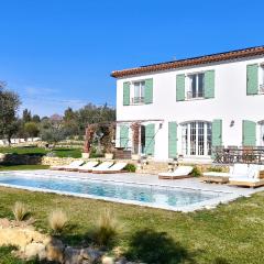 Lou Masadous : Magnifique villa tout confort avec piscine chauffée 11x3.5