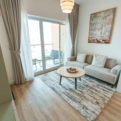 Cozy Studio with Balcony in The Greens