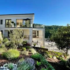 Villa White Pearl Opatija Luxury Stay with Pool and Sea View