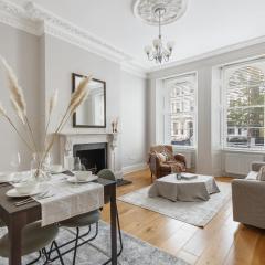 Parea Living - Notting Hill, Stylish 1-Bedroom Flat, Private Gardens, Remote Working