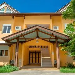 Hostel Toucan Coliving Les rives du mahury