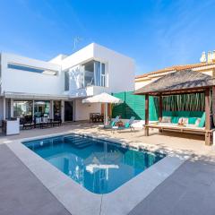 797 HOLIDAY RENTALS - Hermosa villa en playamar