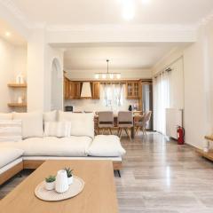 Emerald Escape, Sinarades