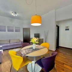 Vibrant Victoriei apartment