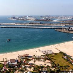 Dubai Marina 1BR with amazing sea view at Murjan 2