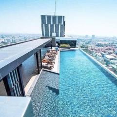 Best Pool with 360 View of Pattaya & Best Location