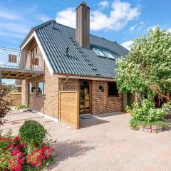 Cozy Home In Lemvig With Kitchen