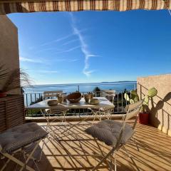 Appartement T2 Mezzanine, Piscine, Parking, Côte d'Azur - FR-1-226B-189