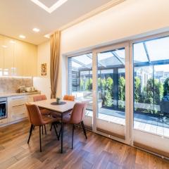 Kotedžas Kunigiškiuose su terasa