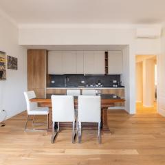 Top Floor Apt with Rooftop Terrace near St. Peter