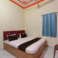 OYO Flagship Krishna guest house and restaurant
