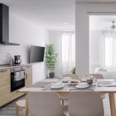 1893 apartment 180 m. from the Old Town, A/C