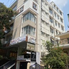 Cocoon Suites - Kalyan Nagar