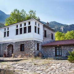 Superb mountain house in Lilea Parnassos