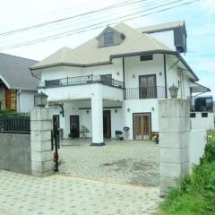 Moon plain resort