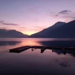 Sunrise on the Lake - Larihome A59