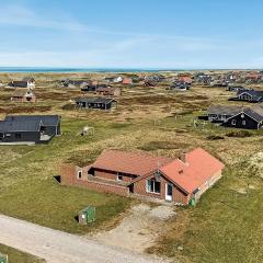 Cozy holiday house with pool by the sea - SJ940