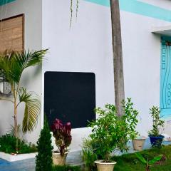 Nature bound Casa Blue* Peace Garden & hygiene home, auroville Living