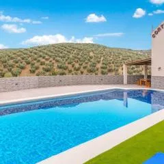 Cortijo Rural Los Pinos Villanueva de Algaidas by Ruralidays