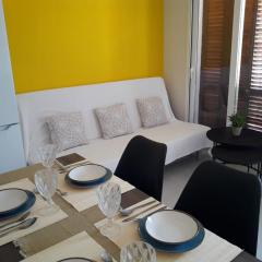 Blanes : cosy apartment 9 min from the beach