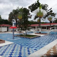 CENTRO VACACIONAL & HOTEL CAMPESTRE LAGO CENTER