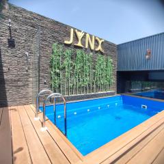 JYNX - poolside bliss