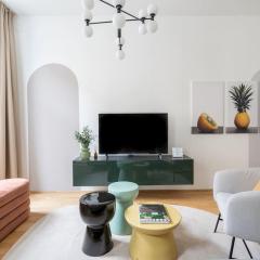 Elegant 1BR Suite, City Close by HM