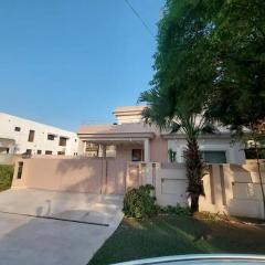 5 Bedrooms furnished separate upper portion house in DHA Phase 4, Lahore