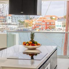 The Wharf Luxury Apartment MT 7E