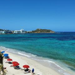 Suite with private beach