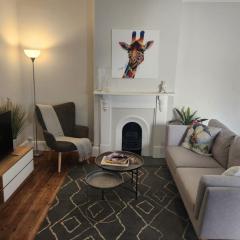 Stylish Centrally-Located 2BD ApartmentWoodstock